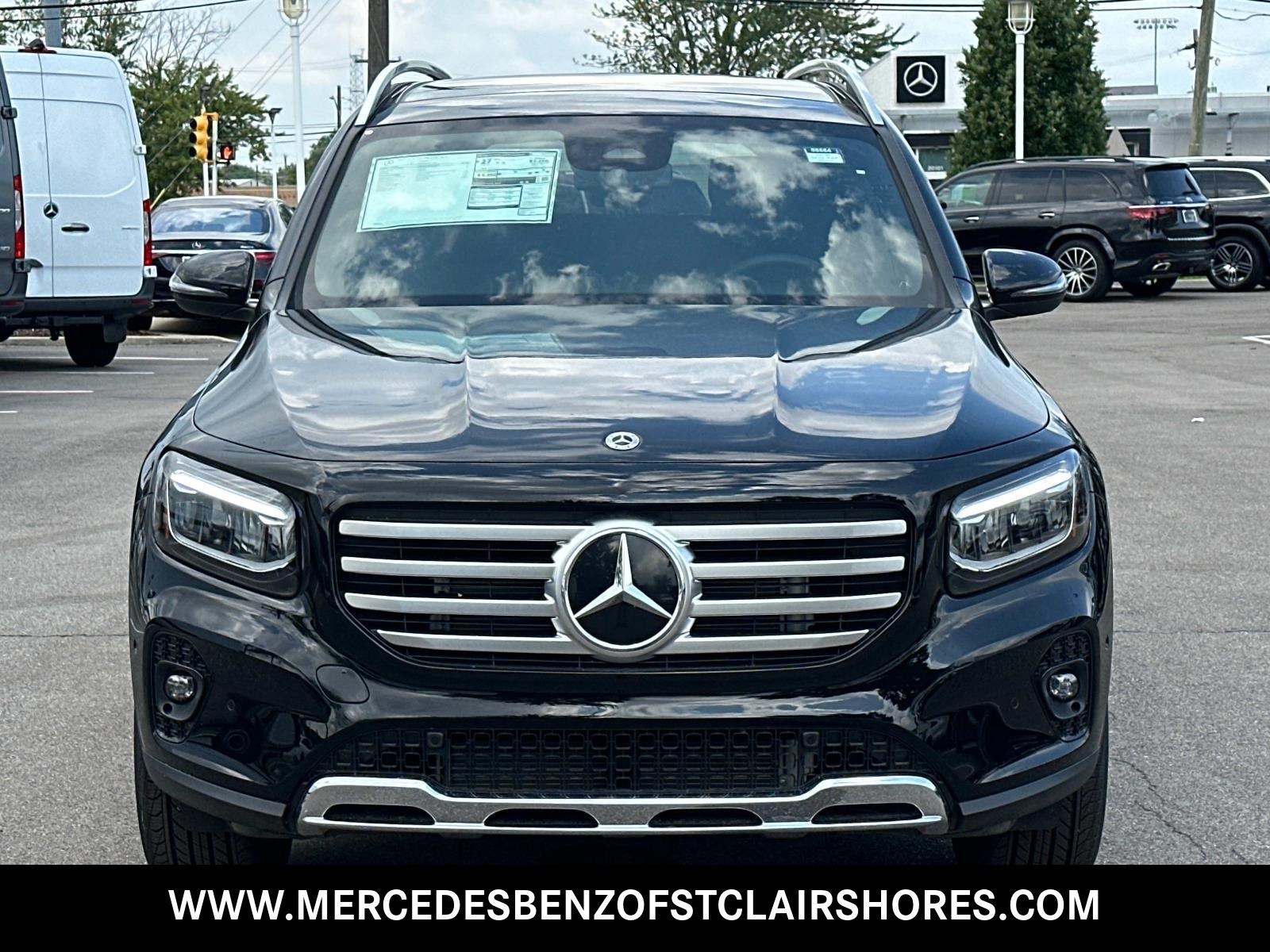2025 Mercedes Benz GLB 250 4MATIC photo 7