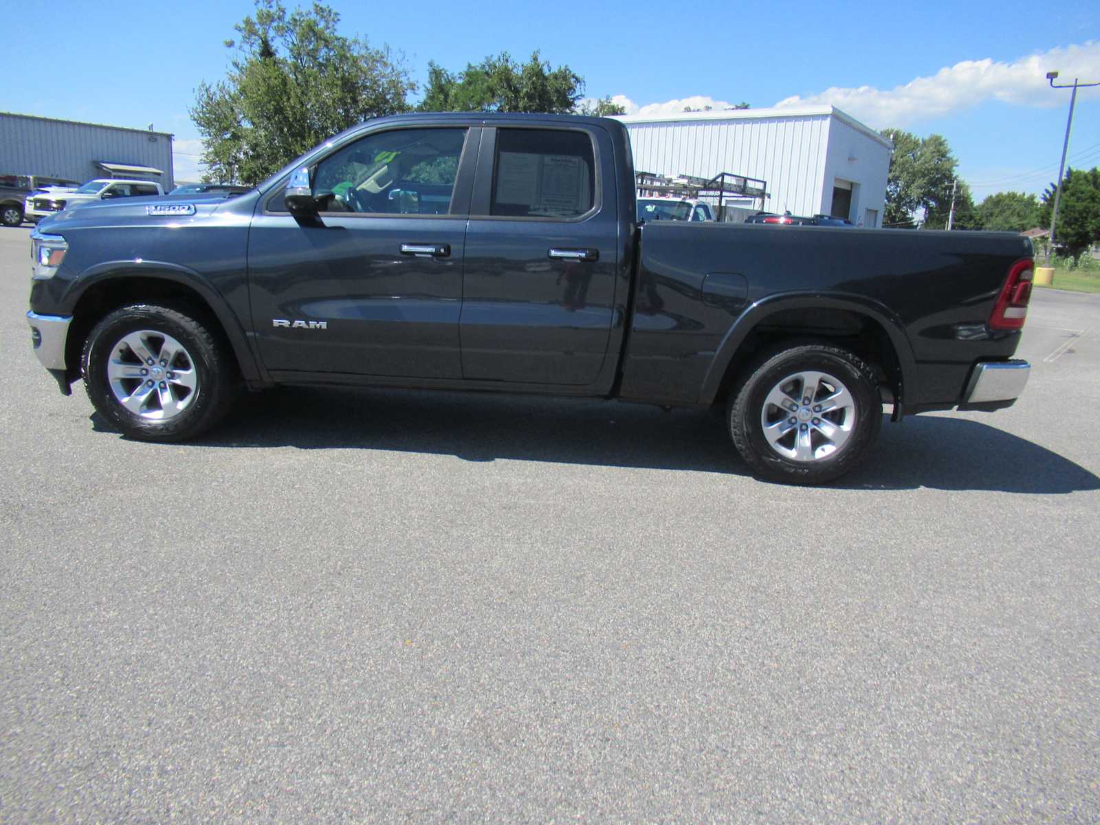 2020 Ram 1500 Laramie photo 8