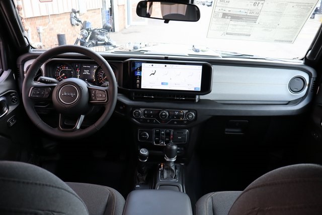 2025 Jeep Gladiator Sport S photo 33