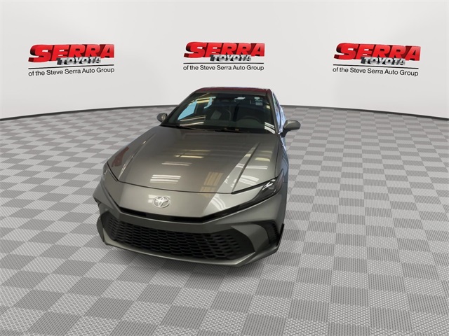2025 Toyota Camry photo 4