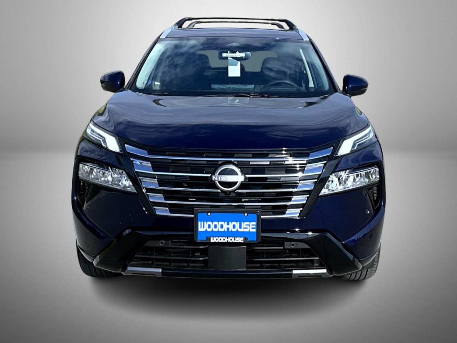 2026 Nissan Rogue Platinum photo 2