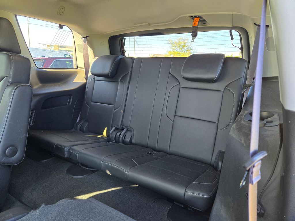 2017 Chevrolet Tahoe LT photo 25
