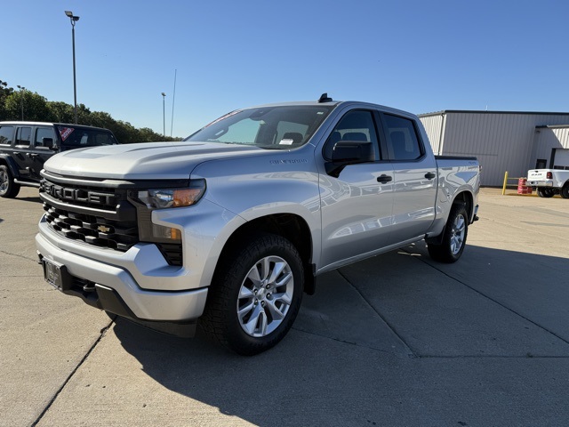2022 Chevrolet Silverado 1500 Custom photo 4
