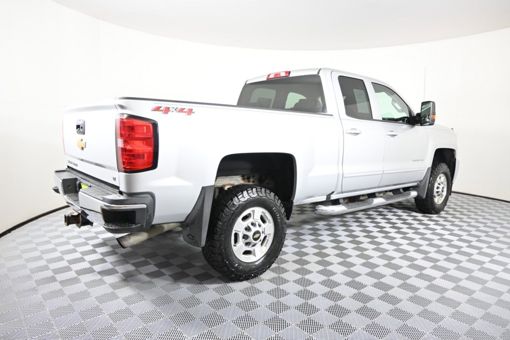 2019 Chevrolet Silverado 2500HD LT photo 6