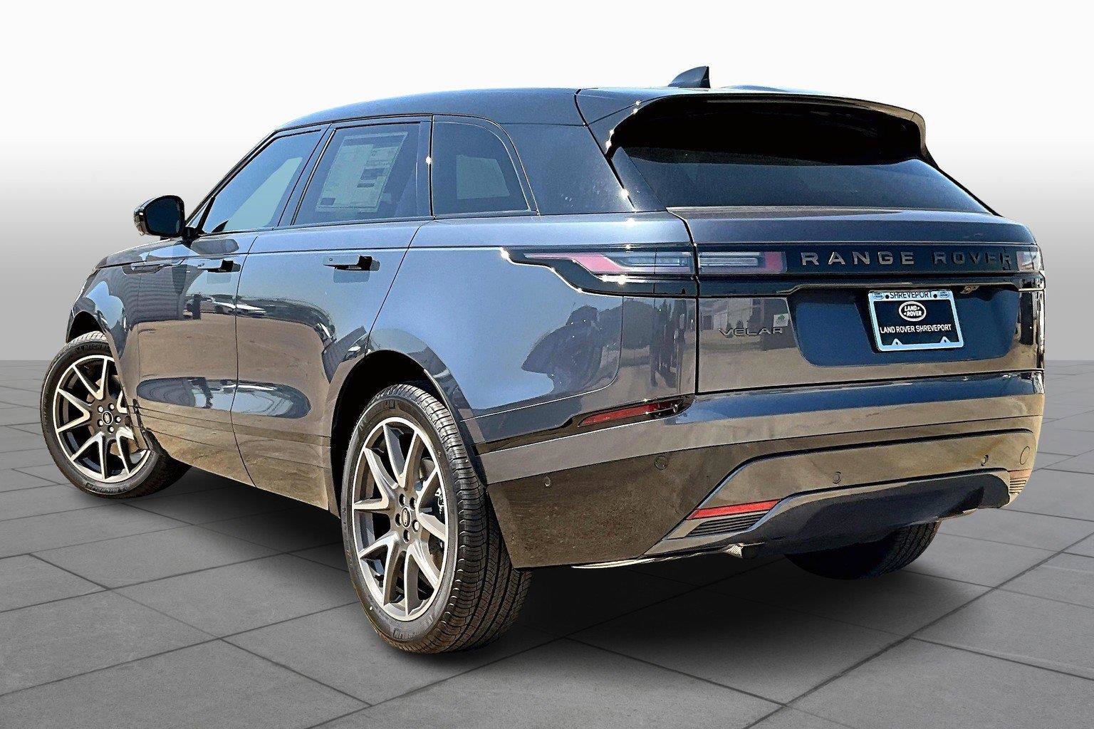 2026 Land Rover Range Rover Velar SE photo 11