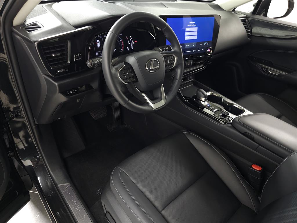 2023 Lexus NX Premium photo 13
