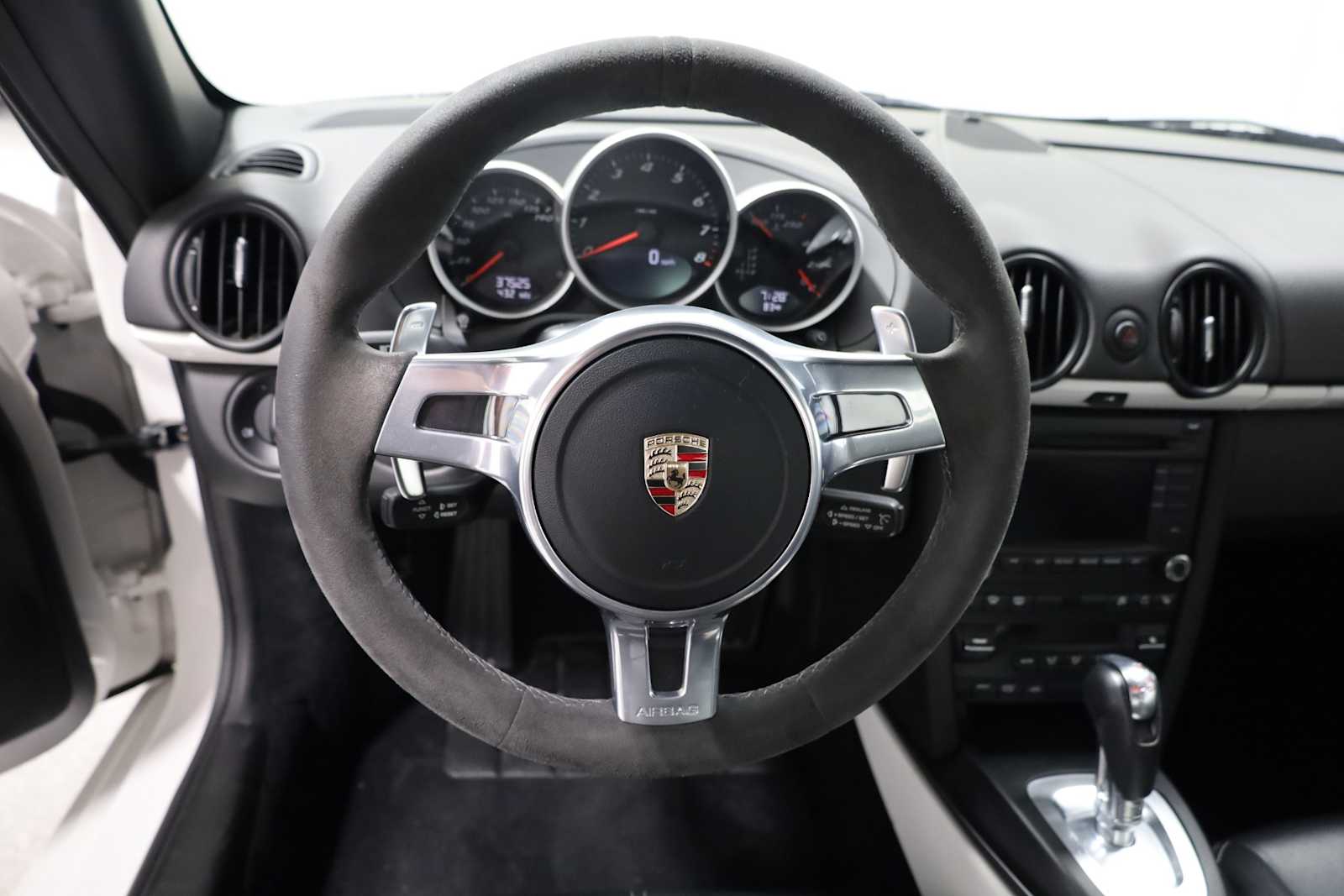 2012 Porsche Cayman R photo 20