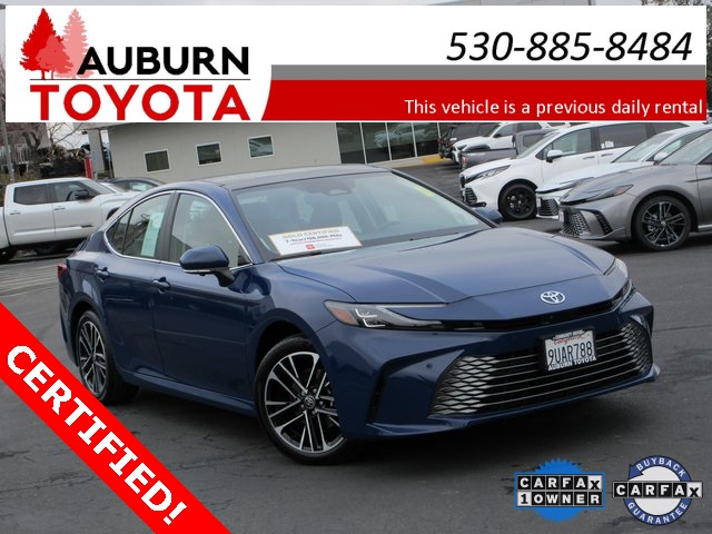 2025 Toyota Camry XLE's photo