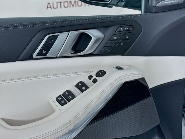 New 2026 White BMW M60i image 19