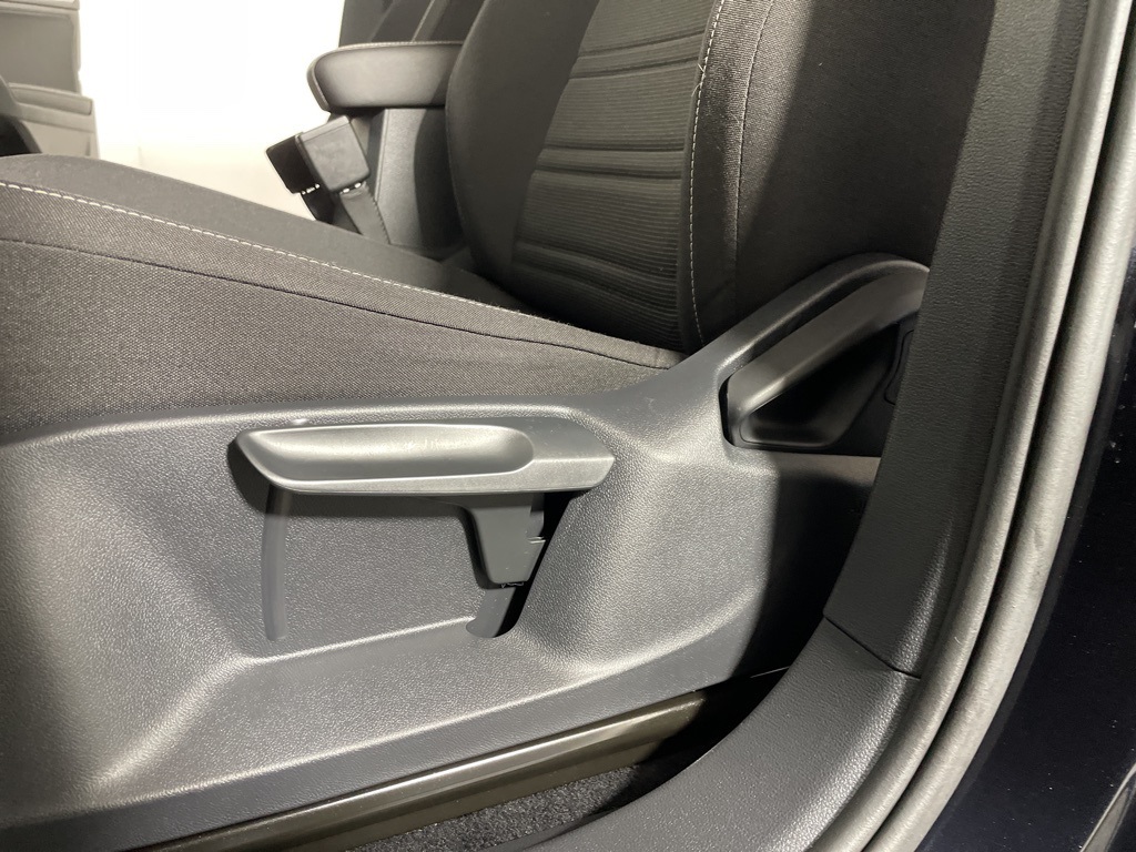 2022 Volkswagen Tiguan S photo 14