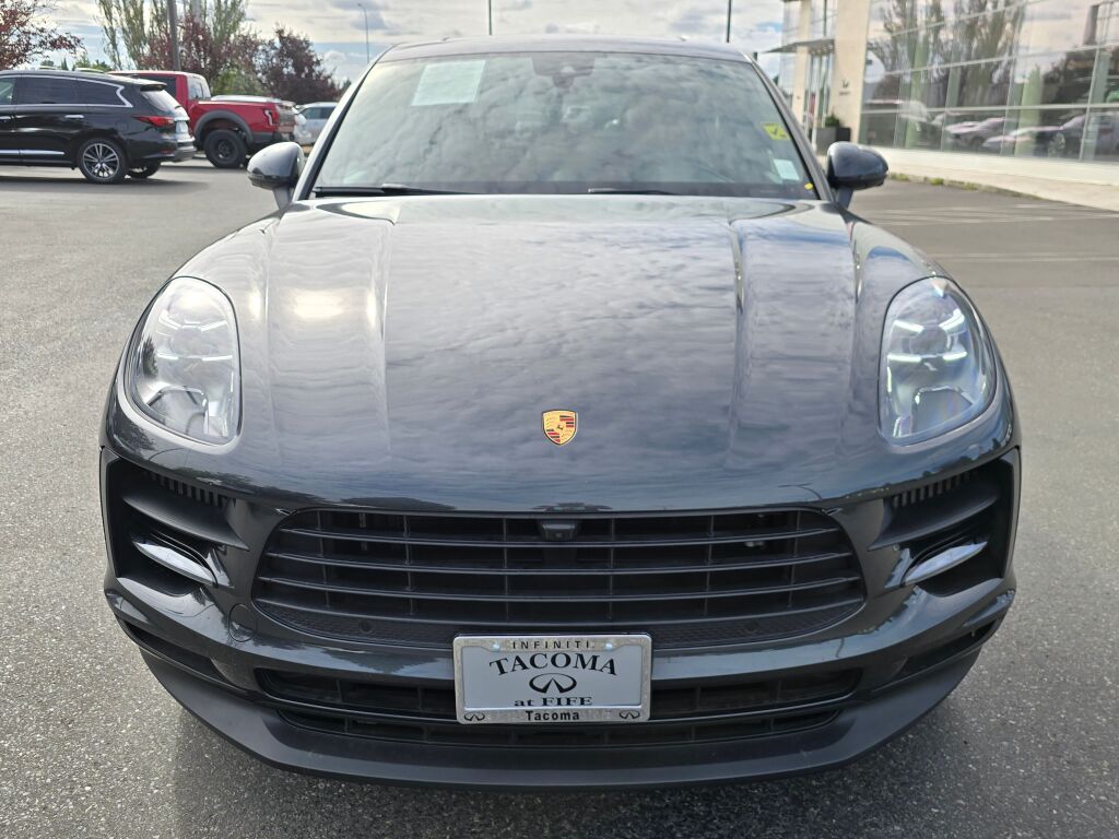 2021 Porsche Macan S photo 2