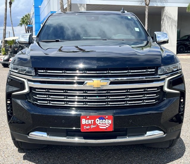 2024 Chevrolet Tahoe Premier photo 2
