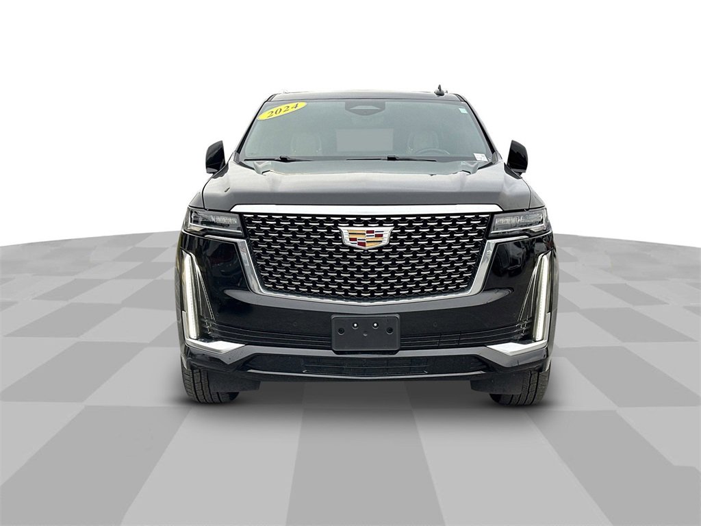 2024 Cadillac Escalade Premium Luxury photo 3