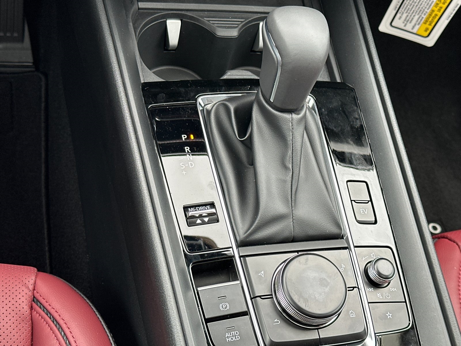 2025 Mazda CX-50 Premium Plus photo 17