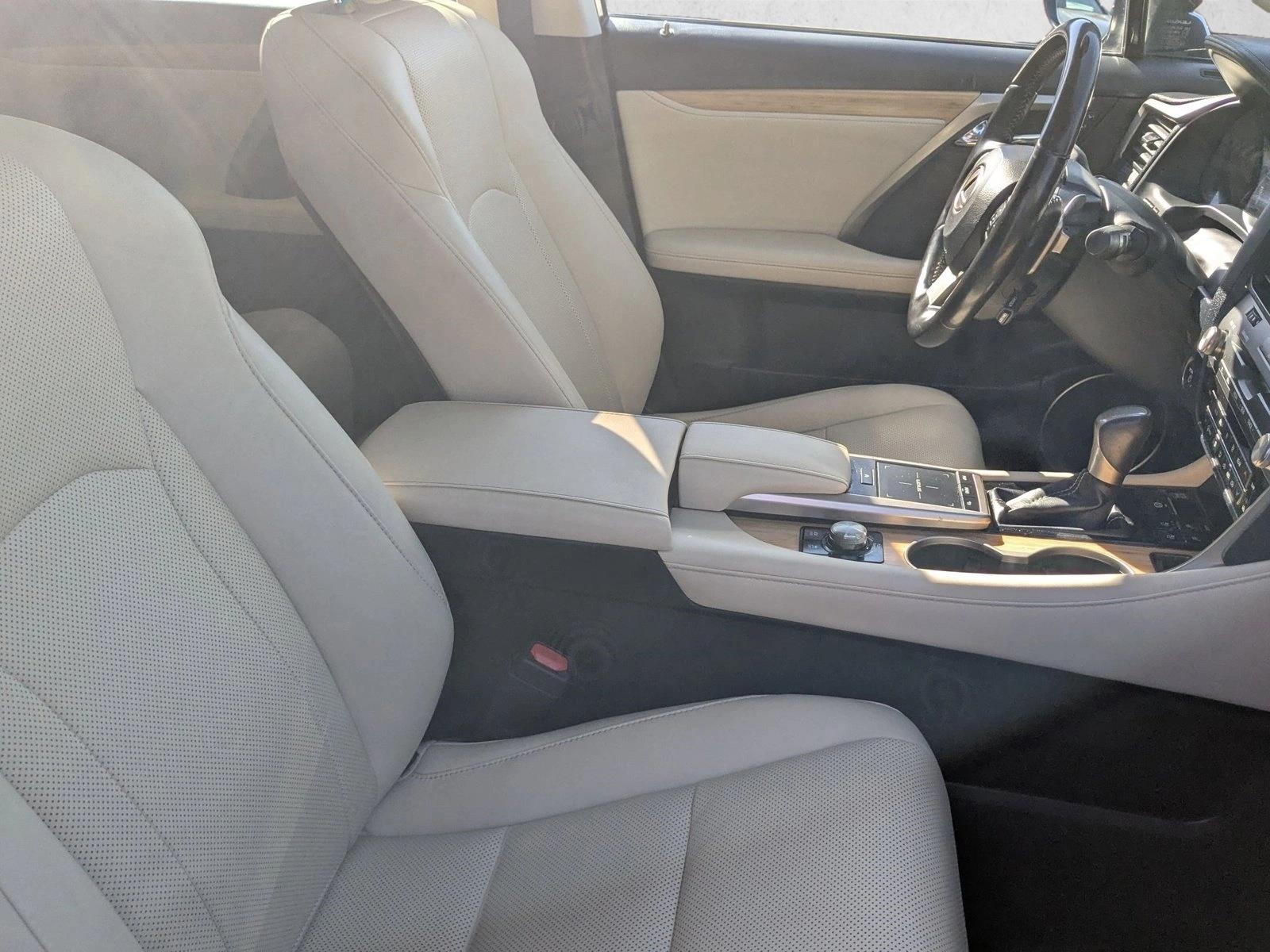 2022 Lexus RX 450hL photo 20