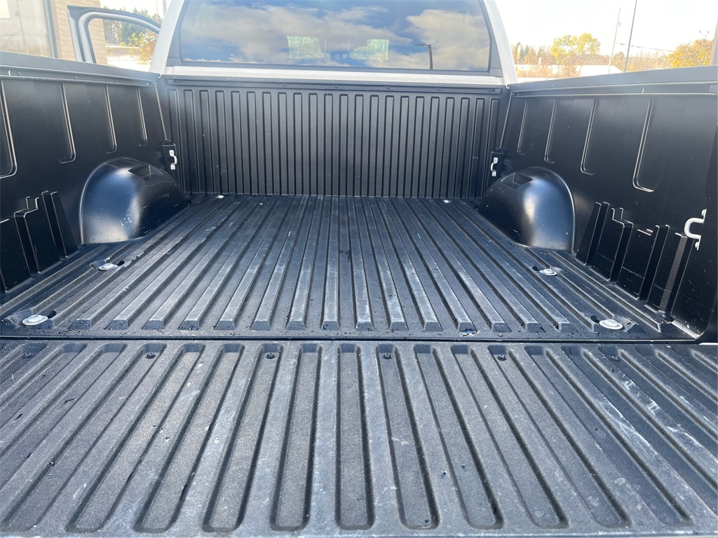 2022 Toyota Tundra SR5 photo 4