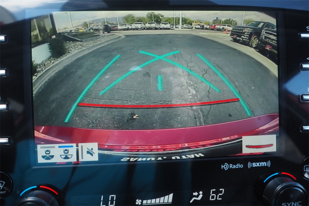 2019 Toyota Camry XSE photo 14