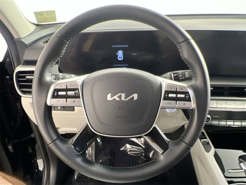 2025 Kia Telluride S photo 14