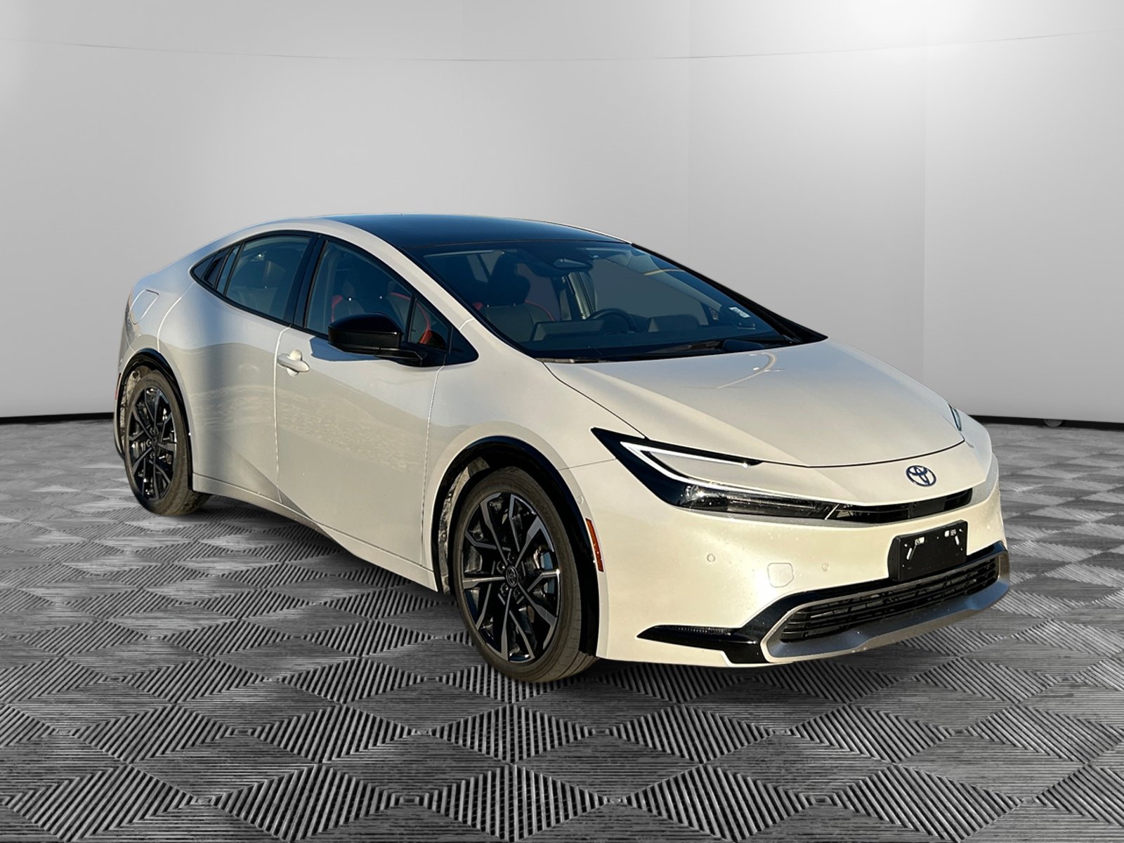 2024 Toyota Prius Prime XSE Premium's photo