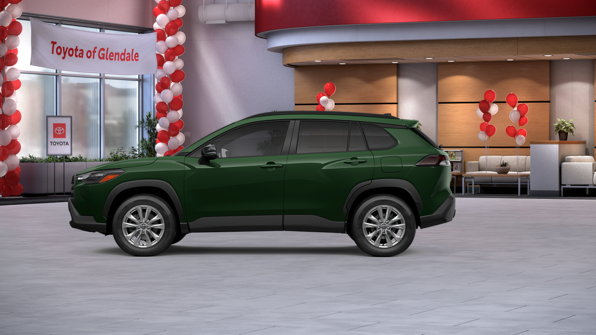 2026 Toyota Corolla Cross LE photo 4