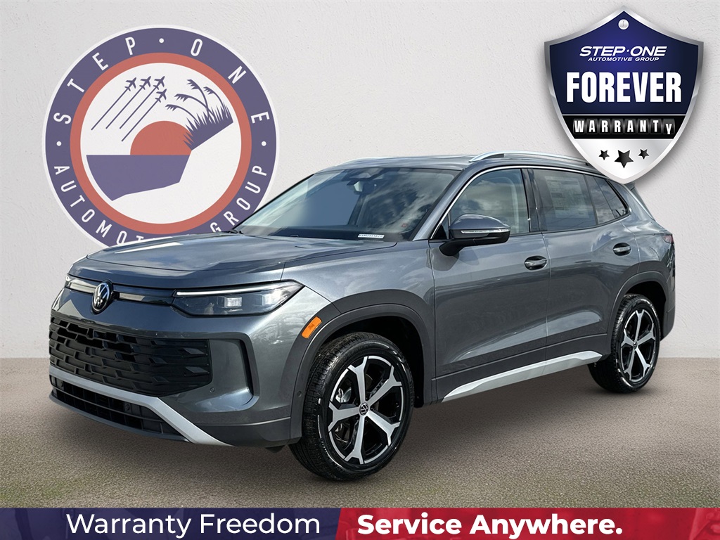 2025 Volkswagen Tiguan SE's photo