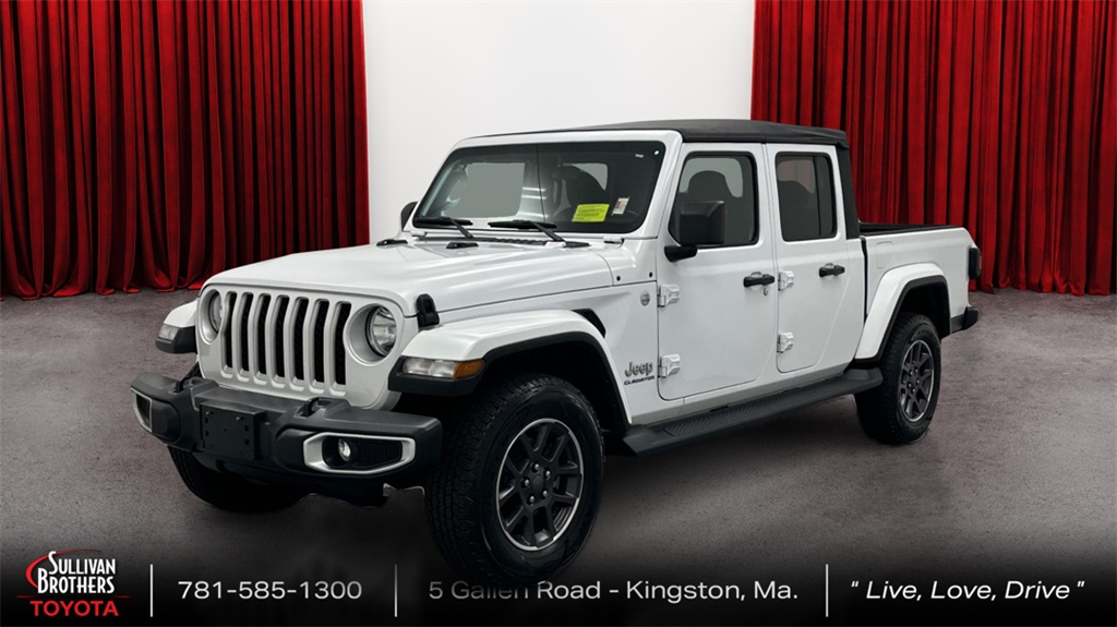 2021 Jeep Gladiator Overland's photo