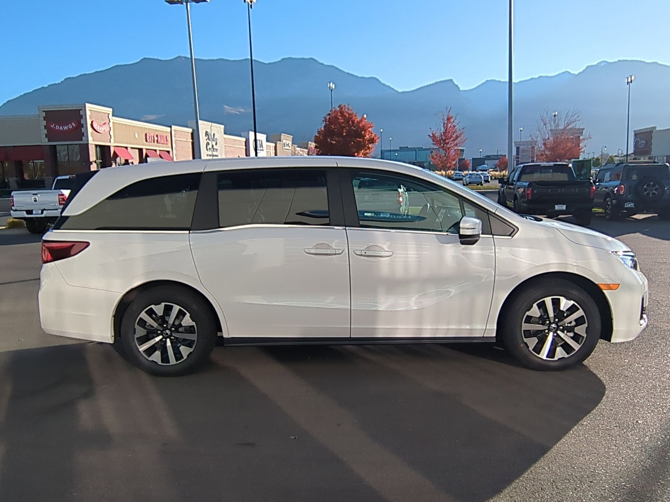 2026 Honda Odyssey EX-L photo 2