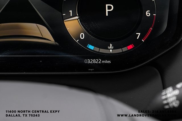 2023 Land Rover Range Rover SE photo 19