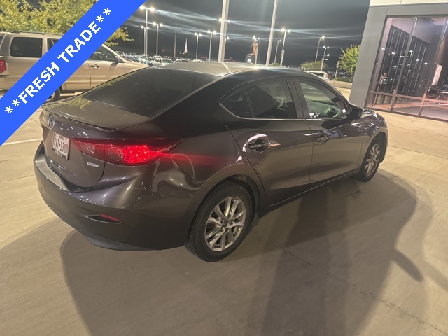 2016 Mazda Mazda3 Touring photo 4