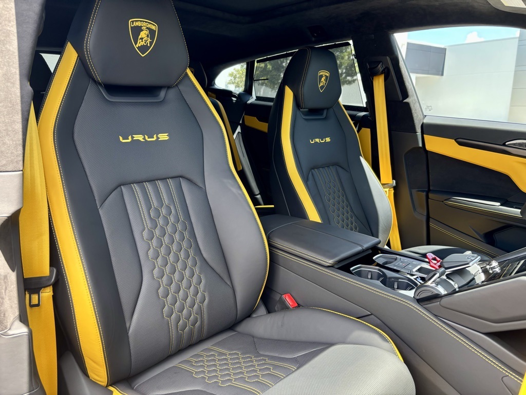 2024 Lamborghini Urus S photo 20