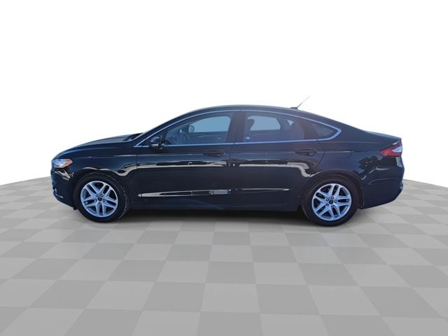 2014 Ford Fusion SE photo 2