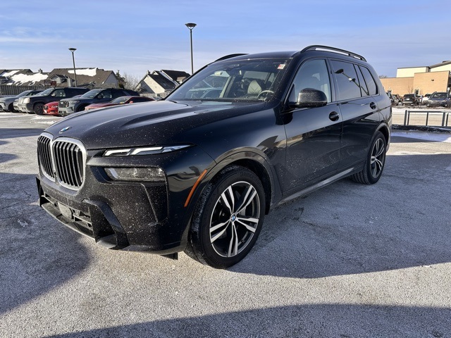 2024 BMW X7 40i's photo