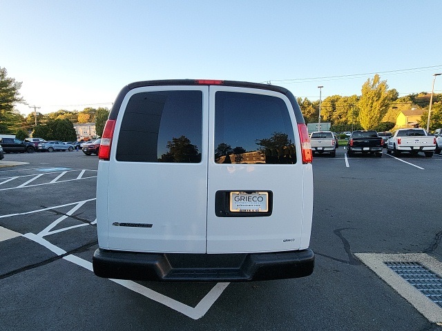 2022 Chevrolet Express 2500 Work Van Cargo photo 4