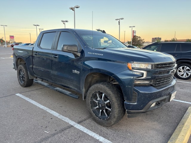 Used 2022 Northsky Blue Metallic Chevrolet RST image 4