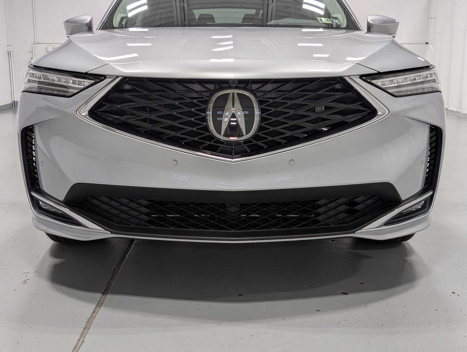 2026 Acura MDX SH-AWD Advance photo 2