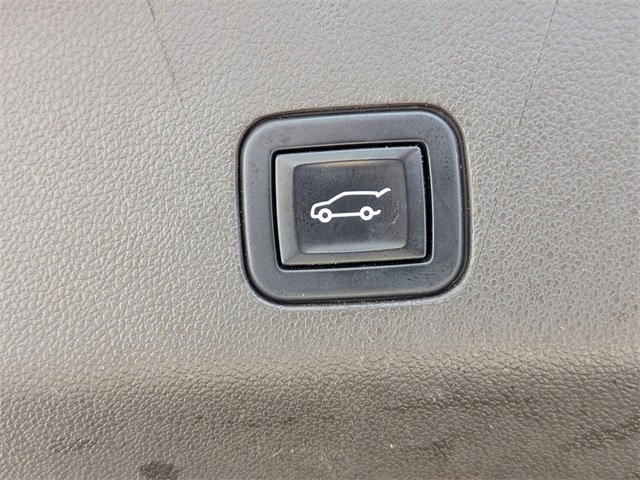 2022 Gmc Yukon XL SLT photo 13
