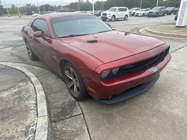 2014 Dodge Challenger SXT photo 4