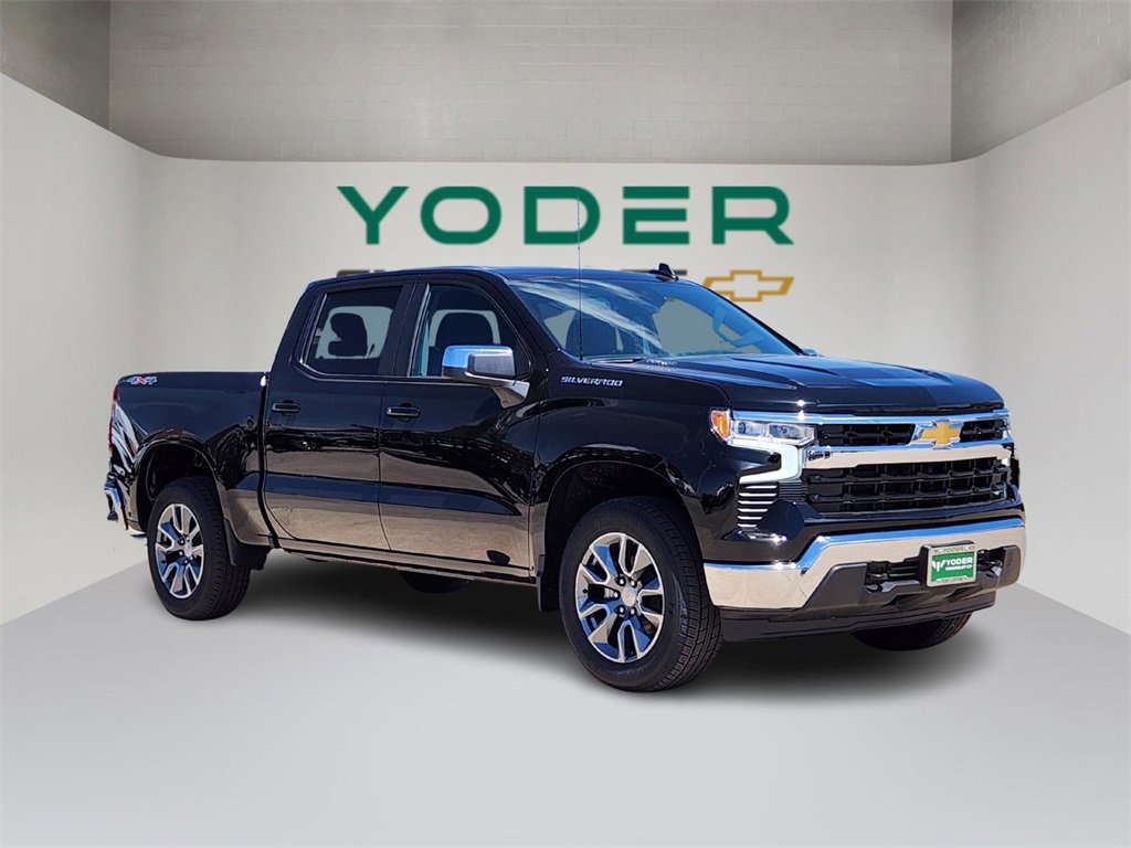 2025 Chevrolet Silverado 1500 LT photo 3