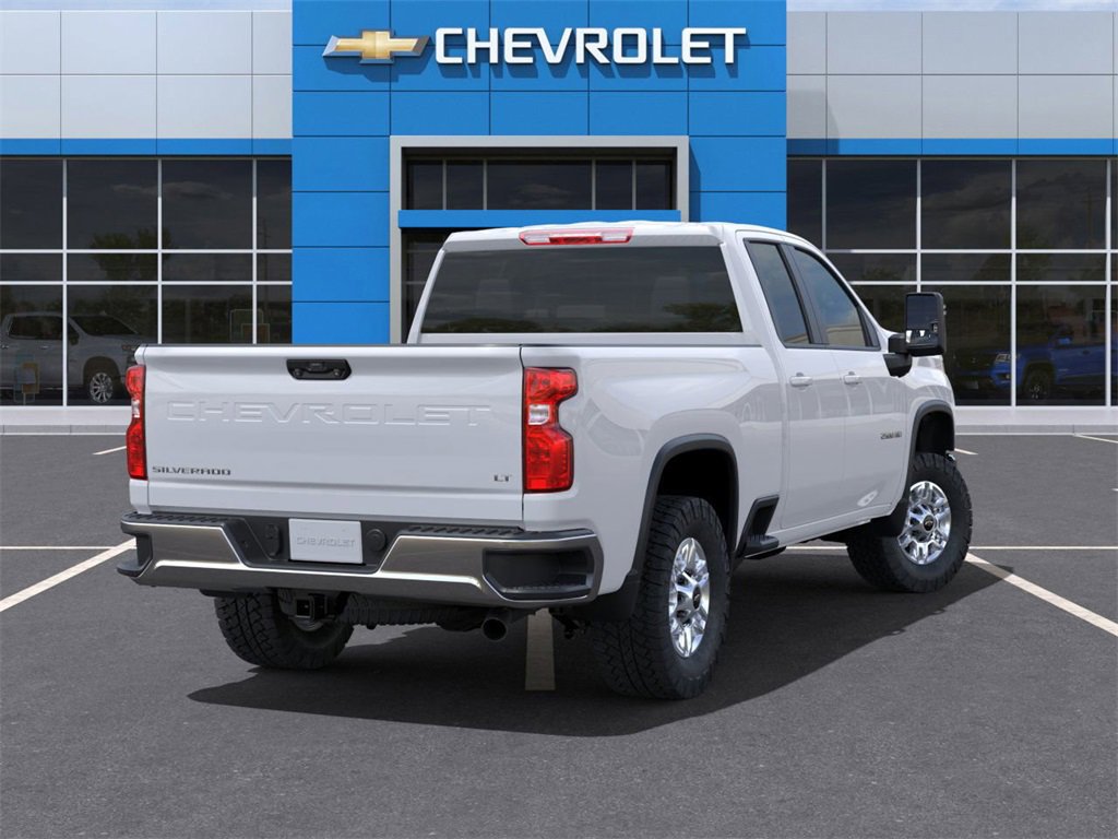 2025 Chevrolet Silverado 2500HD LT photo 4