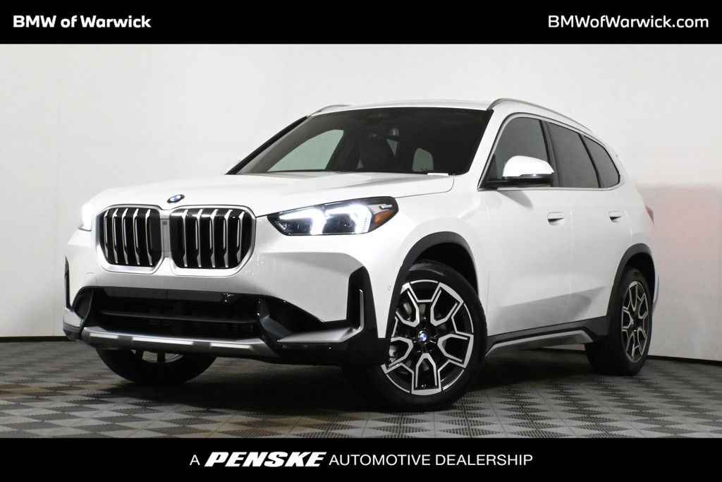 2026 BMW X1 28i's photo