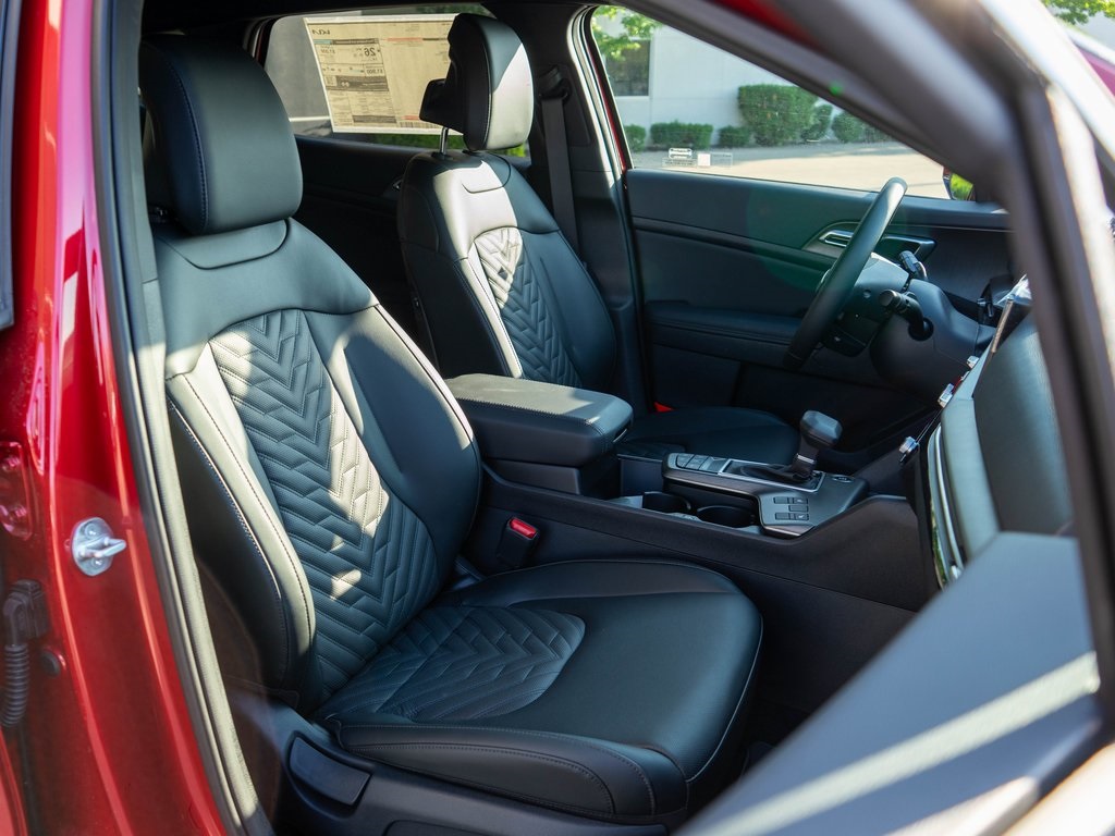 2026 Kia Sportage X-Line photo 9