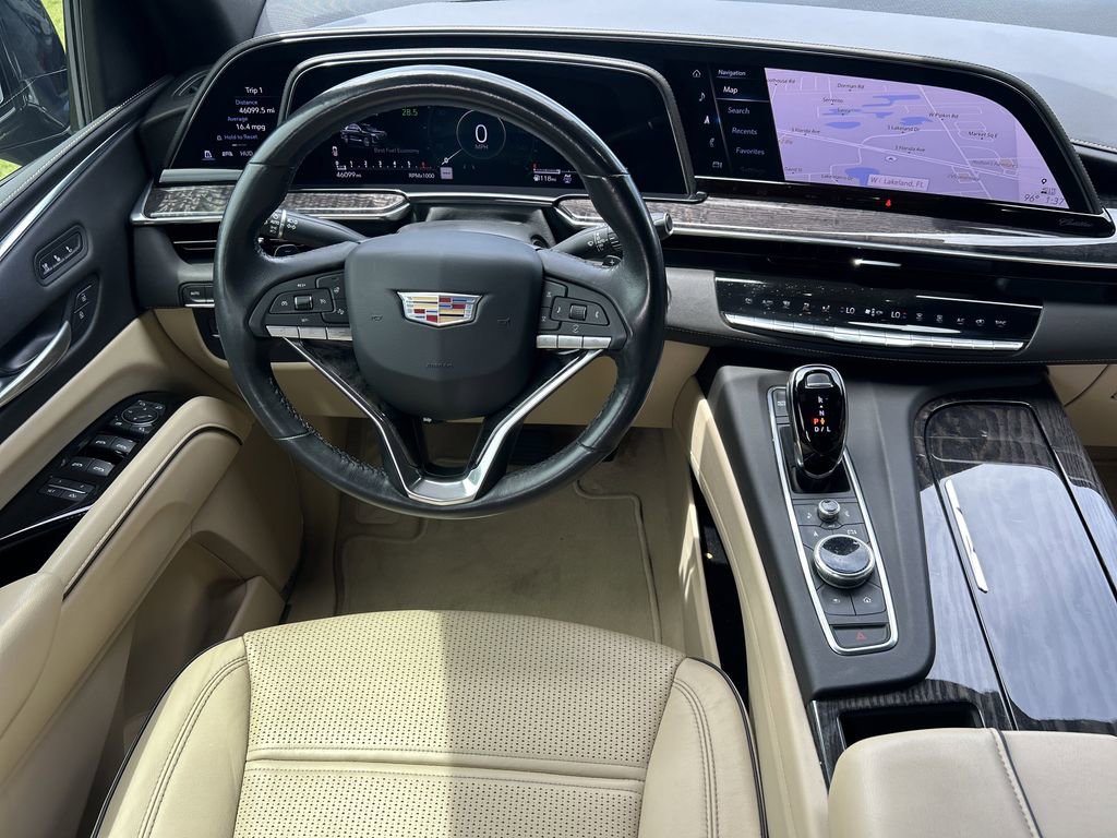 2021 Cadillac Escalade Premium Luxury photo 13