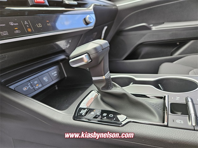 2026 Kia K5 LXS photo 12