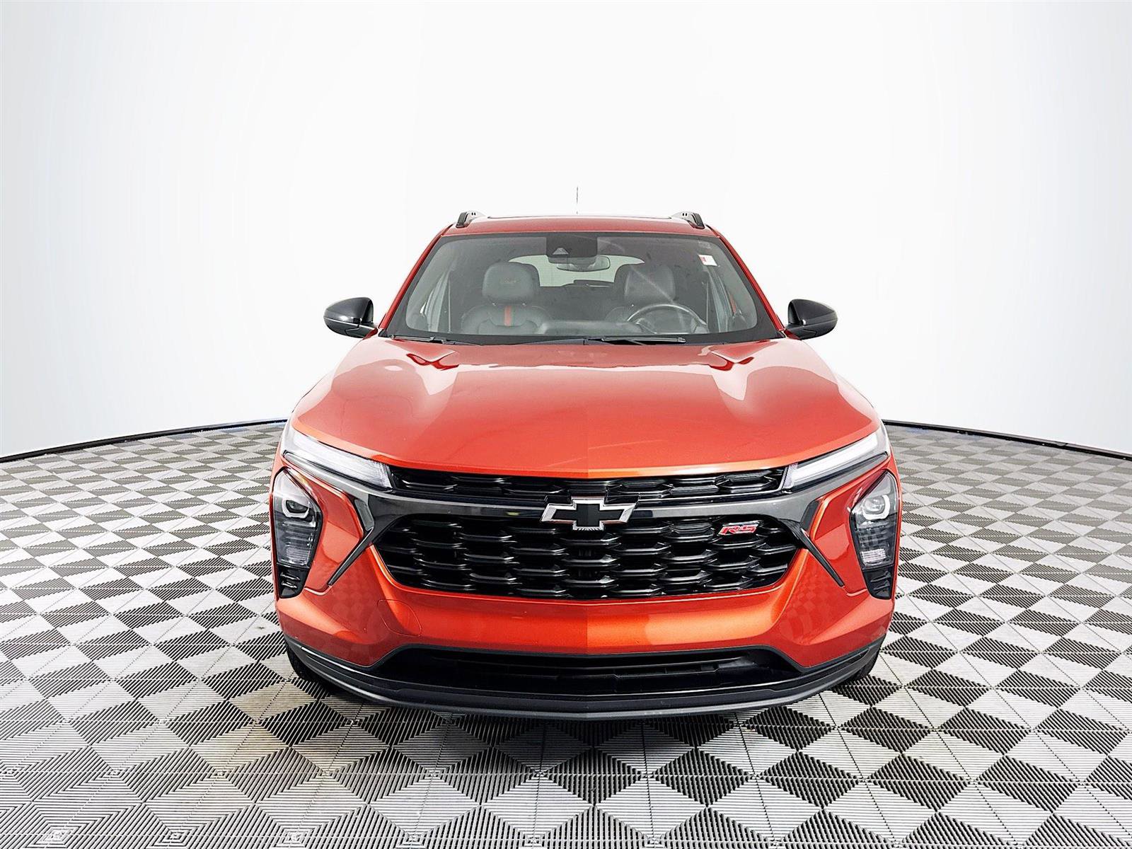 2024 Chevrolet Trax photo 2