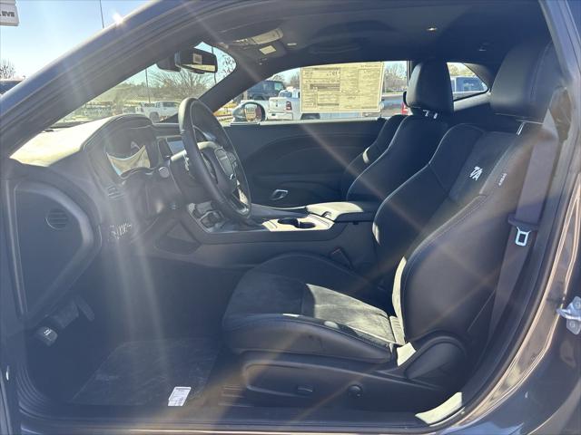 2023 Dodge Challenger R/T photo 6
