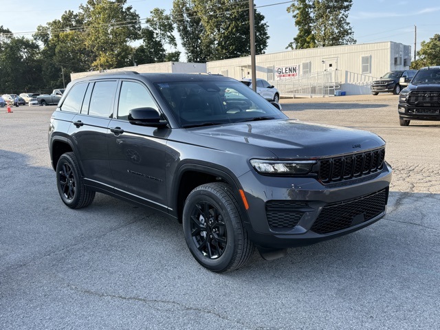 2025 Jeep Grand Cherokee Altitude X photo 4
