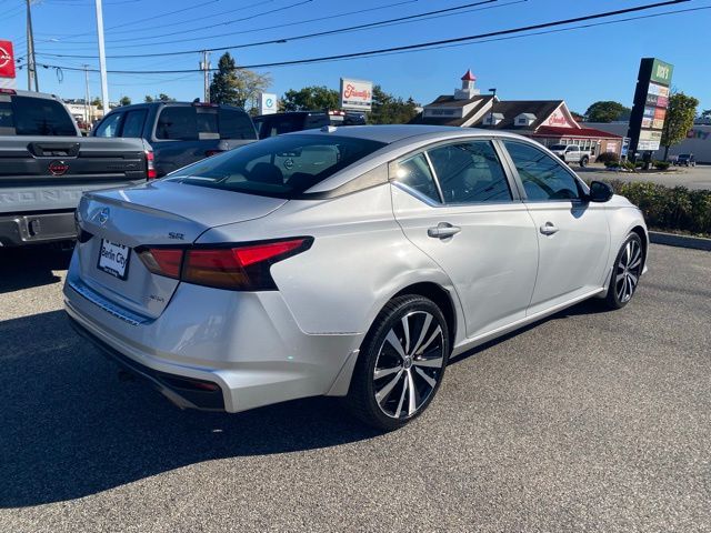 2019 Nissan Altima 2.5 SR photo 3