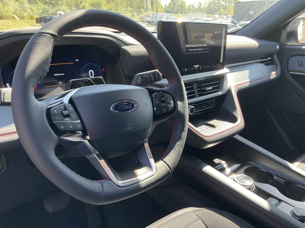 2025 Ford Explorer ST-Line photo 20