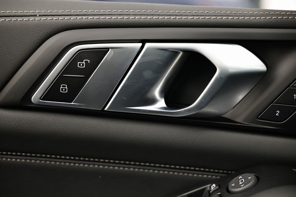 2026 Bmw X7 xDrive40i photo 12