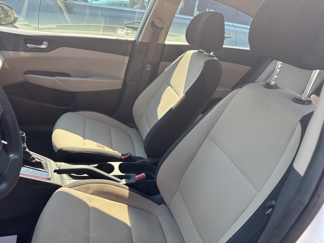 2021 Hyundai Accent SE photo 14